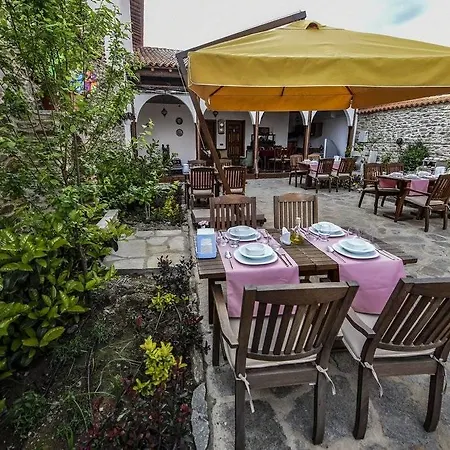 فندق مبيت وإفطار Kadilar Pasazade Konagi Birgi