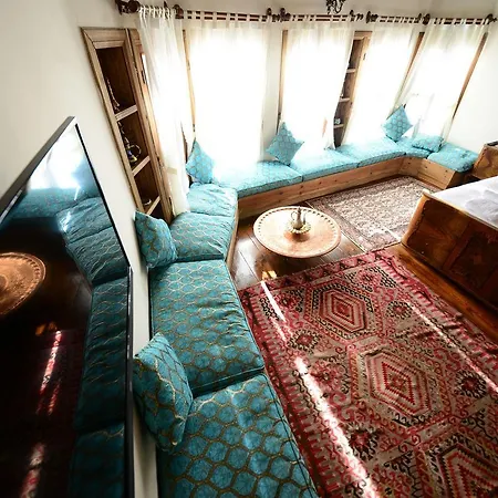 Kadilar Pasazade Konagi فندق مبيت وإفطار Birgi